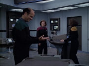 Filename=extant_StarTrek_VOY_6x04-TinkerTenorDoctorSpy_02023.jpg
Filesize=173KiB
Dimensions=1200x900
Date added=Dec 27, 2019 extant_StarTrek_VOY_6x04-TinkerTenorDoctorSpy_02023.jpg