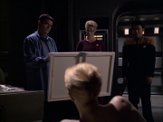 extant_StarTrek_VOY_6x04-TinkerTenorDoctorSpy_02051.jpg