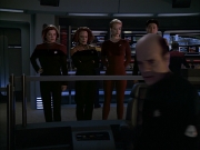extant_StarTrek_VOY_6x04-TinkerTenorDoctorSpy_02079.jpg