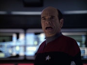 extant_StarTrek_VOY_6x04-TinkerTenorDoctorSpy_02112.jpg