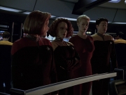 extant_StarTrek_VOY_6x04-TinkerTenorDoctorSpy_02115.jpg