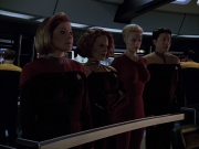 extant_StarTrek_VOY_6x04-TinkerTenorDoctorSpy_02129.jpg