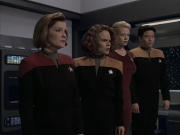 extant_StarTrek_VOY_6x04-TinkerTenorDoctorSpy_02140.jpg