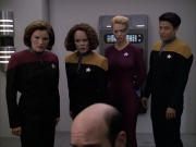 extant_StarTrek_VOY_6x04-TinkerTenorDoctorSpy_02144.jpg