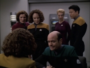 extant_StarTrek_VOY_6x04-TinkerTenorDoctorSpy_02152.jpg