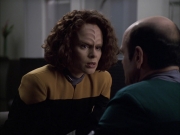 extant_StarTrek_VOY_6x04-TinkerTenorDoctorSpy_02168.jpg