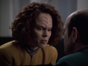 extant_StarTrek_VOY_6x04-TinkerTenorDoctorSpy_02177.jpg