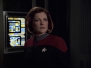 extant_StarTrek_VOY_6x04-TinkerTenorDoctorSpy_02208.jpg