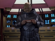 extant_StarTrek_VOY_6x04-TinkerTenorDoctorSpy_02241.jpg