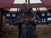 extant_StarTrek_VOY_6x04-TinkerTenorDoctorSpy_02242.jpg