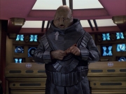 extant_StarTrek_VOY_6x04-TinkerTenorDoctorSpy_02245.jpg