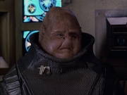extant_StarTrek_VOY_6x04-TinkerTenorDoctorSpy_02256.jpg