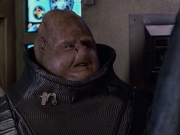 extant_StarTrek_VOY_6x04-TinkerTenorDoctorSpy_02302.jpg
