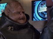 extant_StarTrek_VOY_6x04-TinkerTenorDoctorSpy_02307.jpg