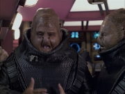 extant_StarTrek_VOY_6x04-TinkerTenorDoctorSpy_02356.jpg