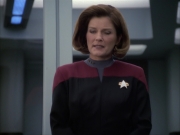 extant_StarTrek_VOY_6x04-TinkerTenorDoctorSpy_02442.jpg