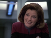 extant_StarTrek_VOY_6x04-TinkerTenorDoctorSpy_02450.jpg
