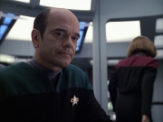 extant_StarTrek_VOY_6x04-TinkerTenorDoctorSpy_02468.jpg