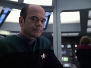 extant_StarTrek_VOY_6x04-TinkerTenorDoctorSpy_02470.jpg
