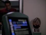 extant_StarTrek_VOY_6x04-TinkerTenorDoctorSpy_02476.jpg