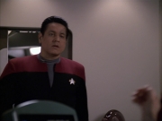 extant_StarTrek_VOY_6x04-TinkerTenorDoctorSpy_02478.jpg