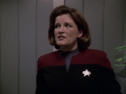 extant_StarTrek_VOY_6x04-TinkerTenorDoctorSpy_02499.jpg