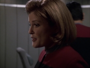 extant_StarTrek_VOY_6x04-TinkerTenorDoctorSpy_02502.jpg