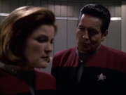 extant_StarTrek_VOY_6x04-TinkerTenorDoctorSpy_02508.jpg