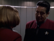 extant_StarTrek_VOY_6x04-TinkerTenorDoctorSpy_02514.jpg