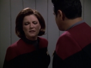 extant_StarTrek_VOY_6x04-TinkerTenorDoctorSpy_02517.jpg