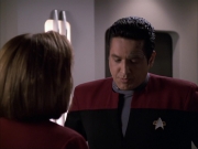 extant_StarTrek_VOY_6x04-TinkerTenorDoctorSpy_02522.jpg
