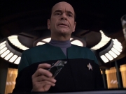 extant_StarTrek_VOY_6x04-TinkerTenorDoctorSpy_02556.jpg