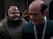 extant_StarTrek_VOY_6x04-TinkerTenorDoctorSpy_02588.jpg