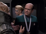 extant_StarTrek_VOY_6x04-TinkerTenorDoctorSpy_02613.jpg