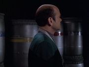 extant_StarTrek_VOY_6x04-TinkerTenorDoctorSpy_02670.jpg