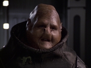 extant_StarTrek_VOY_6x04-TinkerTenorDoctorSpy_02734.jpg