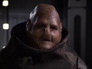 extant_StarTrek_VOY_6x04-TinkerTenorDoctorSpy_02737.jpg