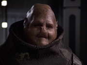 extant_StarTrek_VOY_6x04-TinkerTenorDoctorSpy_02753.jpg