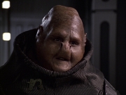 extant_StarTrek_VOY_6x04-TinkerTenorDoctorSpy_02754.jpg