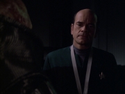 extant_StarTrek_VOY_6x04-TinkerTenorDoctorSpy_02775.jpg