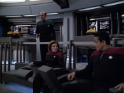 extant_StarTrek_VOY_6x04-TinkerTenorDoctorSpy_02793.jpg