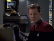 extant_StarTrek_VOY_6x04-TinkerTenorDoctorSpy_02794.jpg