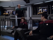 extant_StarTrek_VOY_6x04-TinkerTenorDoctorSpy_02799.jpg