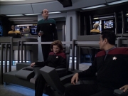 extant_StarTrek_VOY_6x04-TinkerTenorDoctorSpy_02803.jpg