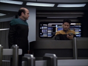 extant_StarTrek_VOY_6x04-TinkerTenorDoctorSpy_02828.jpg