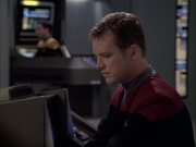 extant_StarTrek_VOY_6x04-TinkerTenorDoctorSpy_02836.jpg