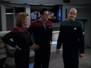 extant_StarTrek_VOY_6x04-TinkerTenorDoctorSpy_02872.jpg