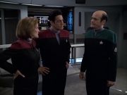extant_StarTrek_VOY_6x04-TinkerTenorDoctorSpy_02879.jpg
