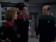 extant_StarTrek_VOY_6x04-TinkerTenorDoctorSpy_02884.jpg