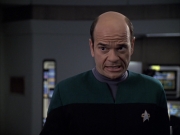 extant_StarTrek_VOY_6x04-TinkerTenorDoctorSpy_02912.jpg